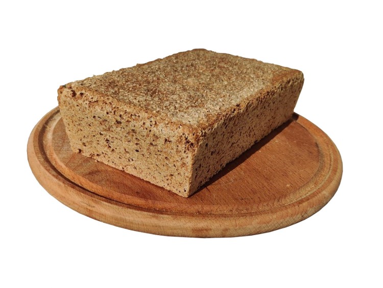 chleb-razowy-z-formy-drewnianej.jpg