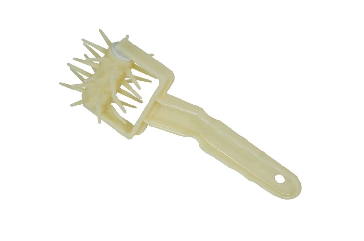 Rolka dziurkująca do pizzy 6,5 cm - 2.jpg