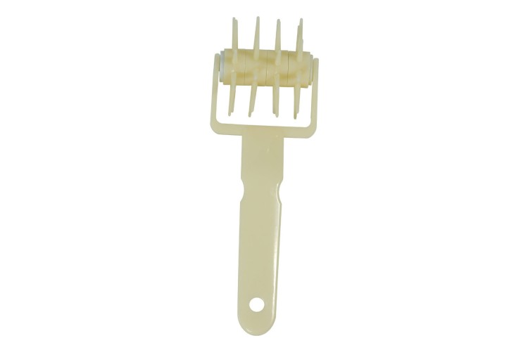Rolka dziurkująca do pizzy 6,5 cm - 3.jpg