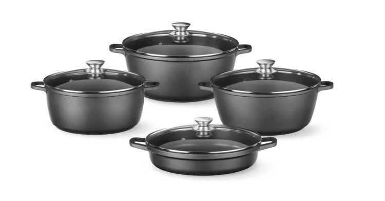 garnek-z-powloka-nieprzywierajaca-hendi-7l-290mm-czarny-611029-5.jpg