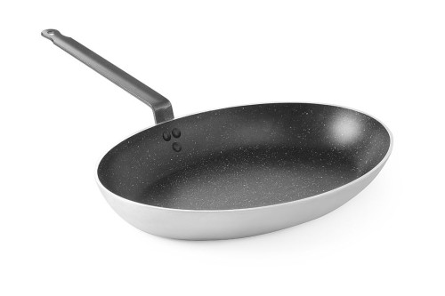 patelnia-do-ryb-induction-owalna-hendi-627716-1.jpg