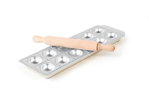 chef-ravioli-mould-hendi-975541-1.jpg